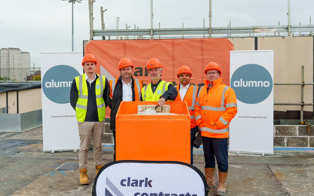 Alumno reaches topping out milestone on new 262- bed student residence in Glasgow.